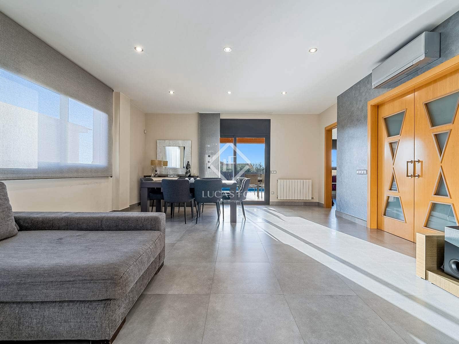 4 sypialnia Willa na sprzedaż w Altafulla z basenem garażem - 995 000 € (Ref: 9400137)