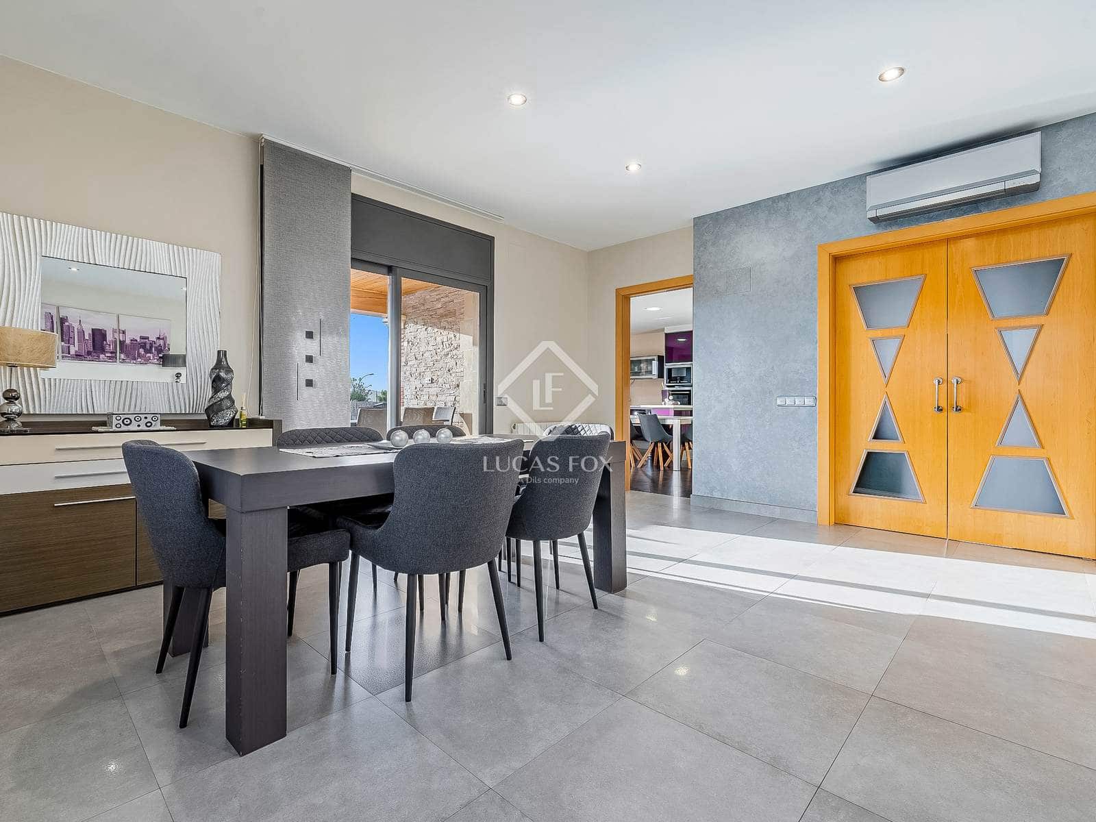 4 sypialnia Willa na sprzedaż w Altafulla z basenem garażem - 995 000 € (Ref: 9400137)