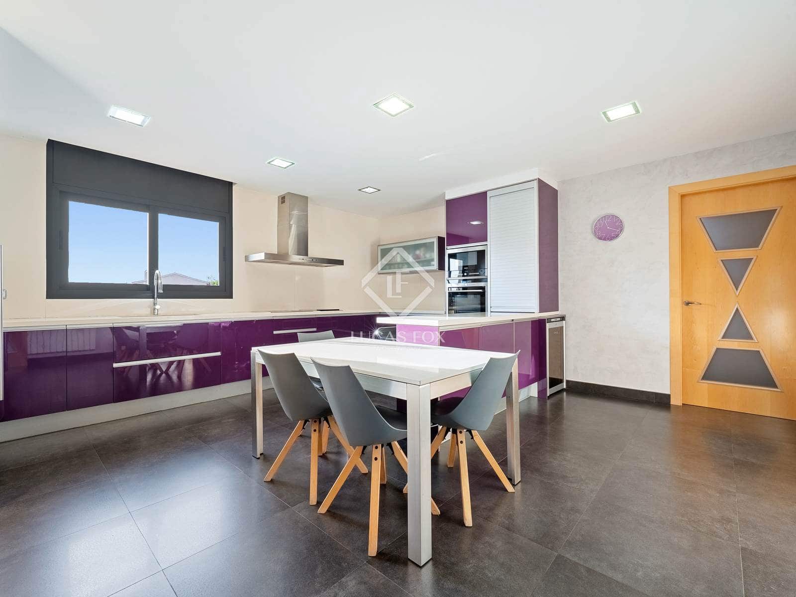 4 sypialnia Willa na sprzedaż w Altafulla z basenem garażem - 995 000 € (Ref: 9400137)