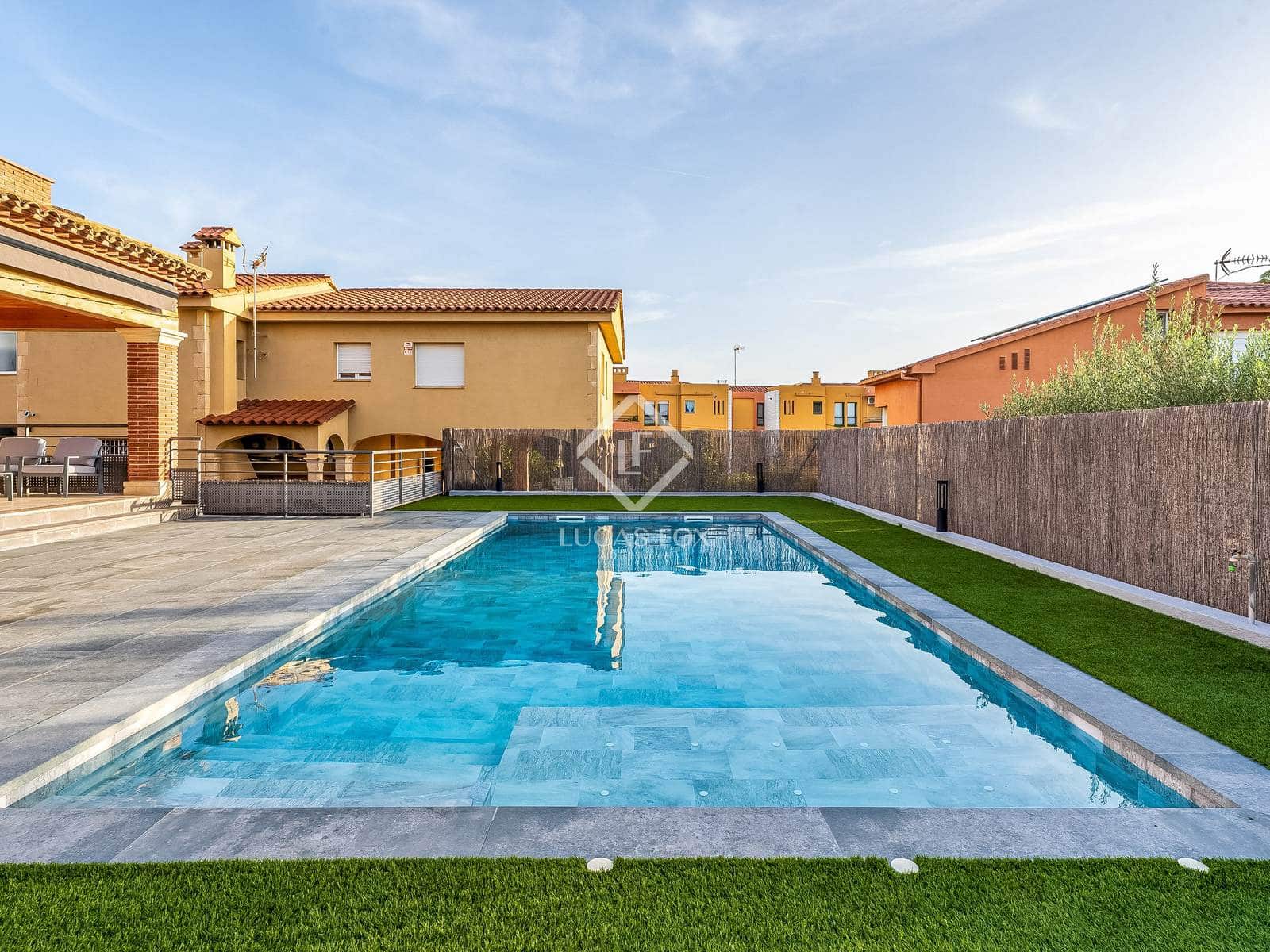 4 sypialnia Willa na sprzedaż w Altafulla z basenem garażem - 995 000 € (Ref: 9400137)