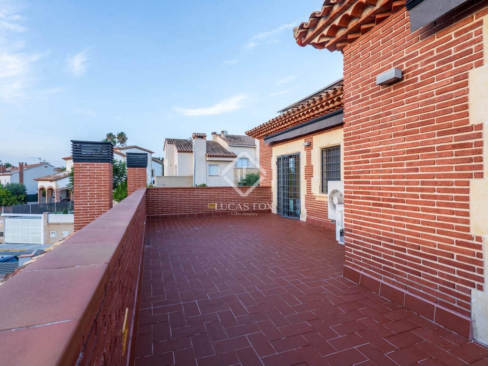 4 sypialnia Willa na sprzedaż w Altafulla z basenem garażem - 995 000 € (Ref: 9400137)