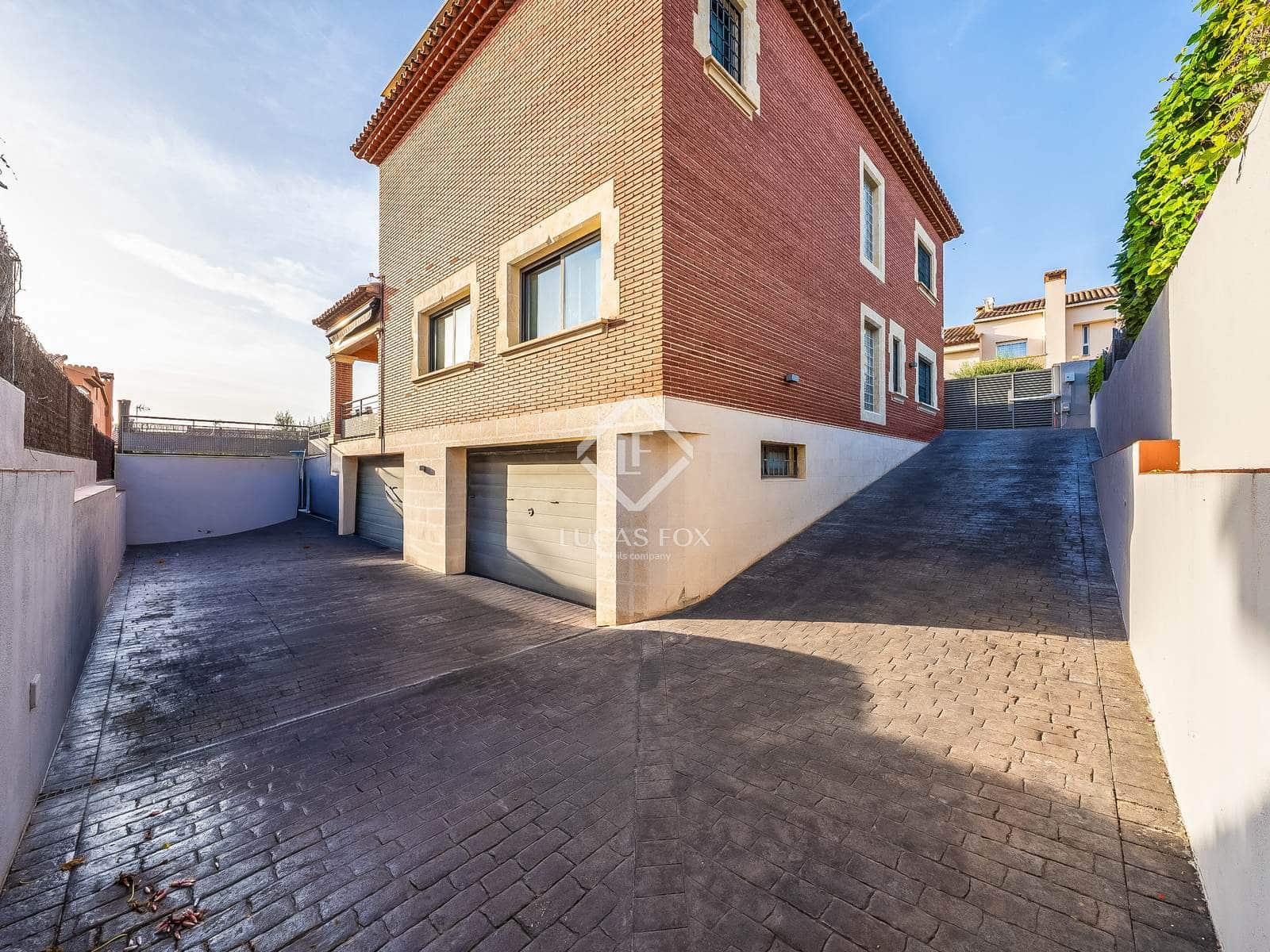 4 sypialnia Willa na sprzedaż w Altafulla z basenem garażem - 995 000 € (Ref: 9400137)