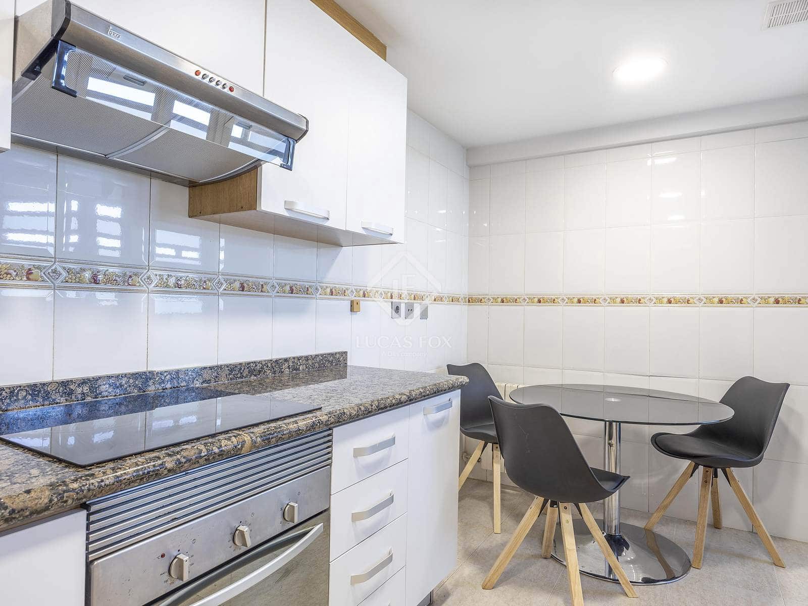 3 makuuhuone Huoneisto vuokrattavana paikassa Valencia kaupunki - 2 700 € (Ref: 9400138)