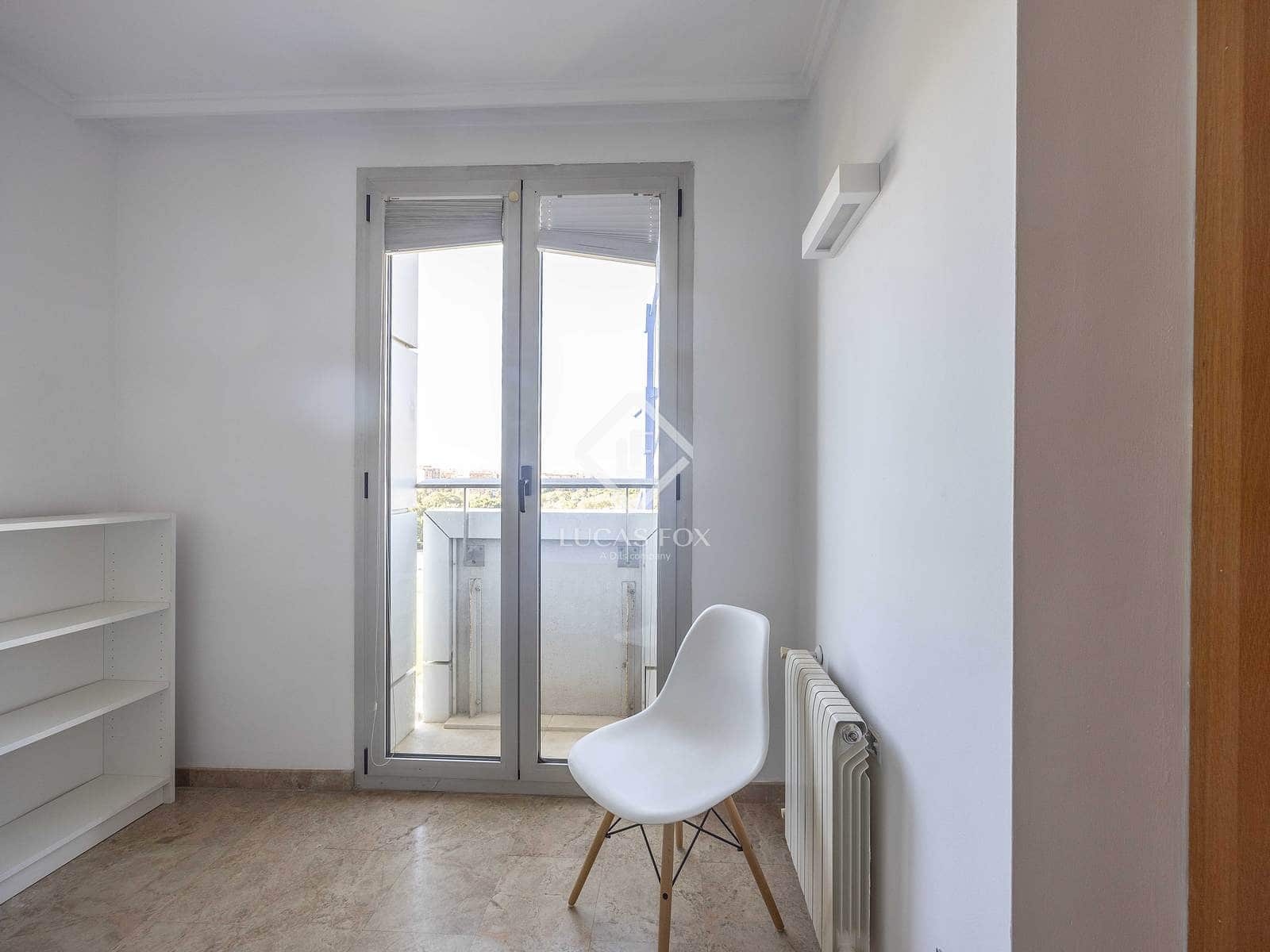 3 makuuhuone Huoneisto vuokrattavana paikassa Valencia kaupunki - 2 700 € (Ref: 9400138)