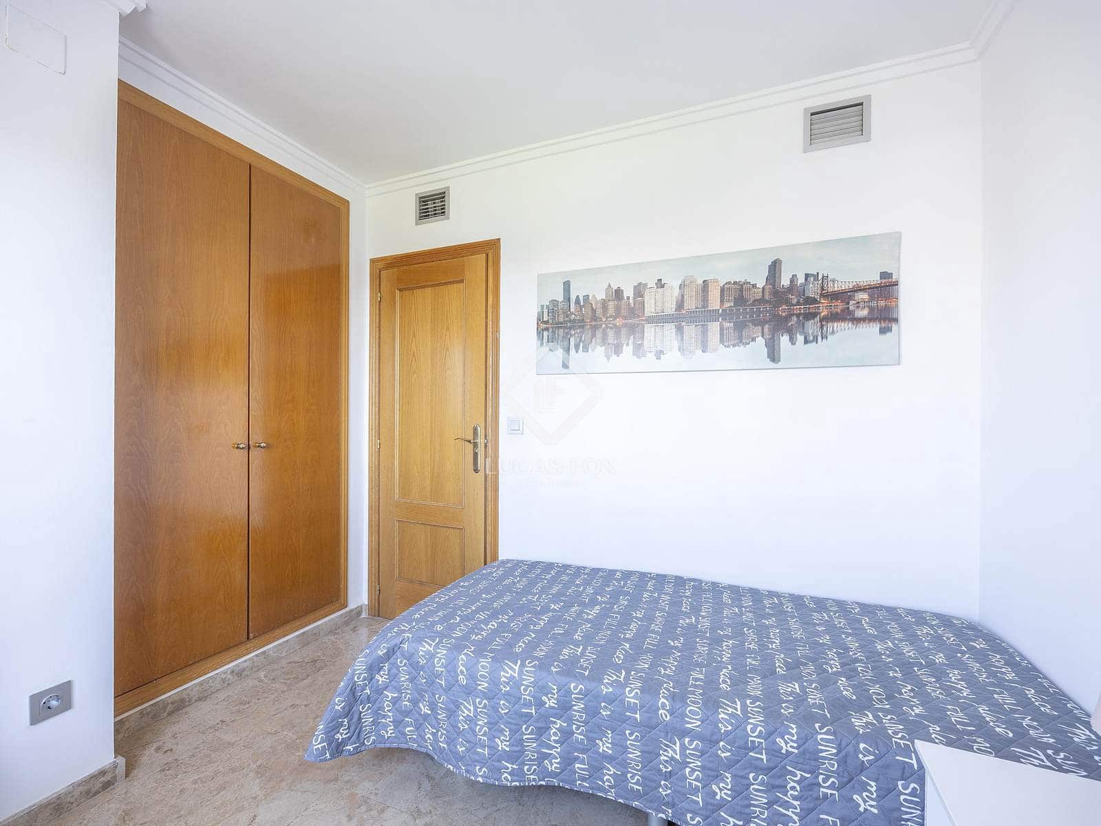 3 makuuhuone Huoneisto vuokrattavana paikassa Valencia kaupunki - 2 700 € (Ref: 9400138)