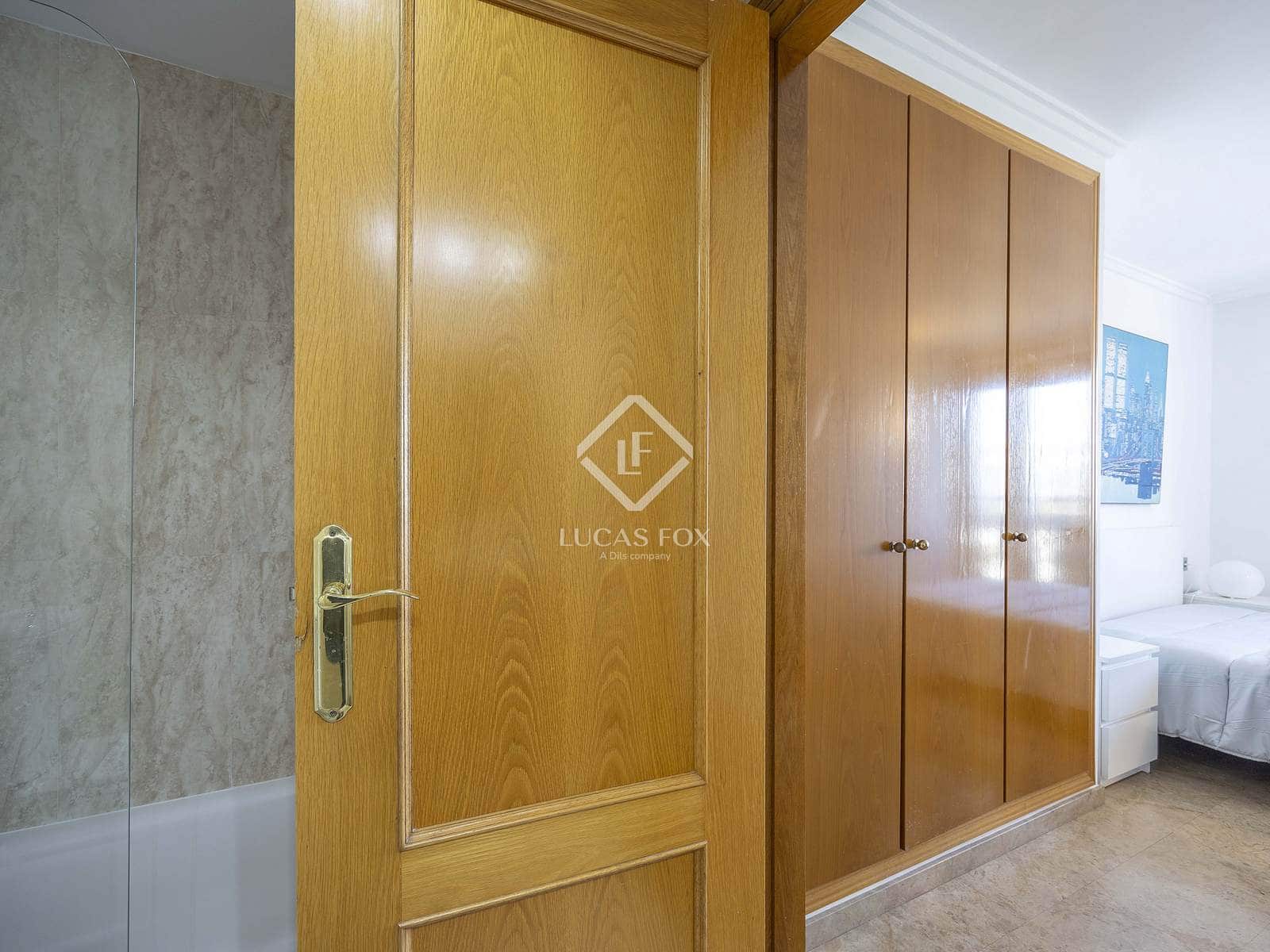 3 makuuhuone Huoneisto vuokrattavana paikassa Valencia kaupunki - 2 700 € (Ref: 9400138)