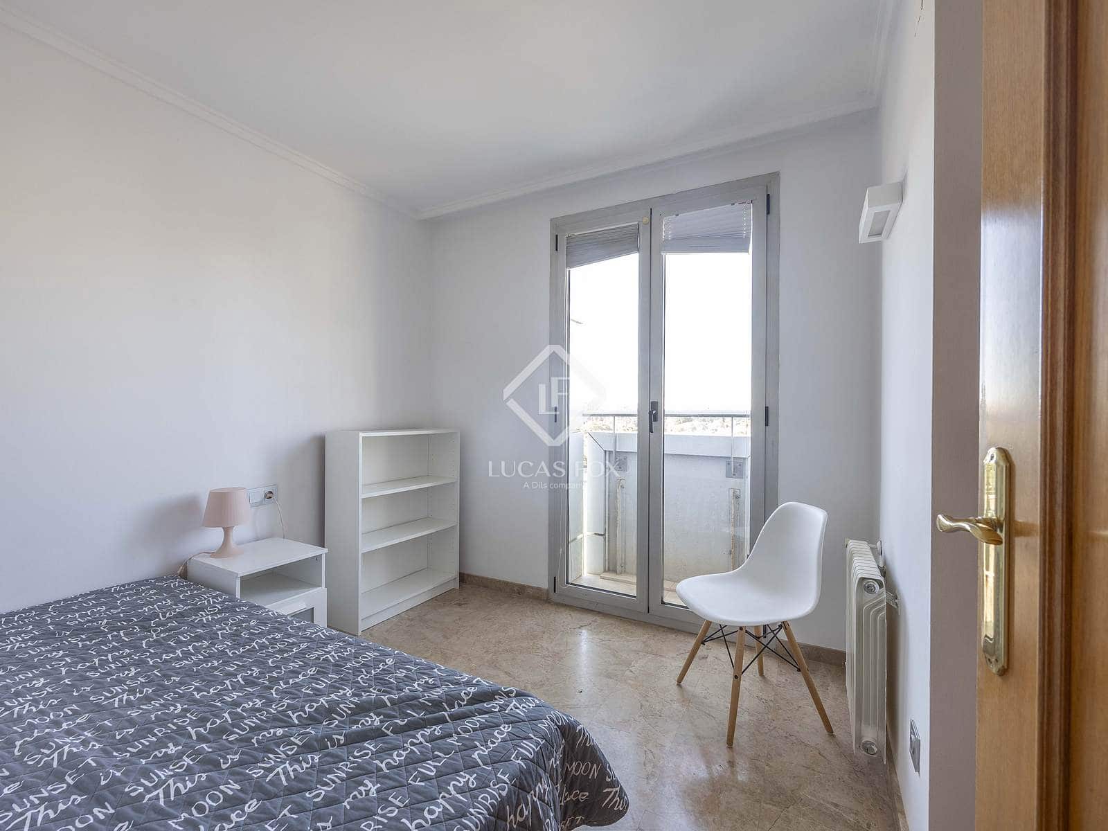 3 makuuhuone Huoneisto vuokrattavana paikassa Valencia kaupunki - 2 700 € (Ref: 9400138)