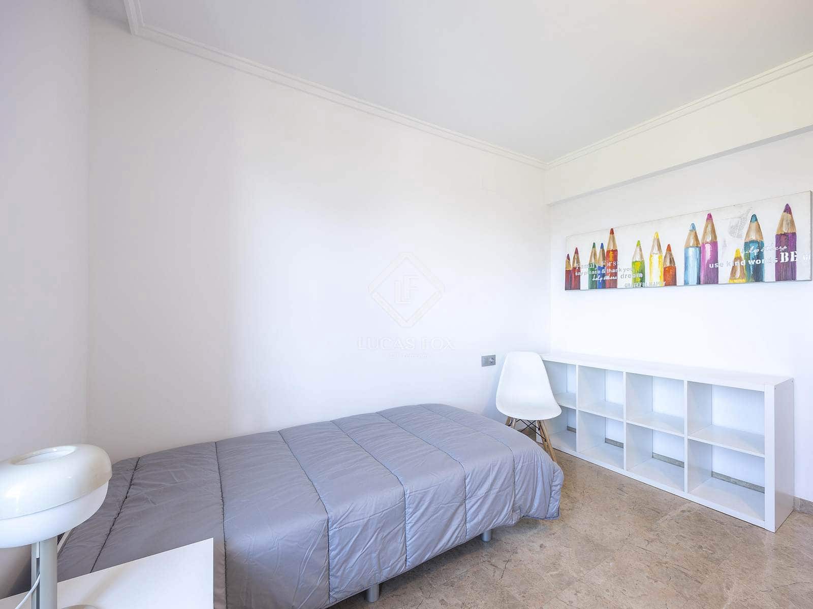 3 makuuhuone Huoneisto vuokrattavana paikassa Valencia kaupunki - 2 700 € (Ref: 9400138)