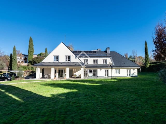 8 bedroom Villa for sale in Algete with pool garage - € 2,140,000 (Ref: 9401732)