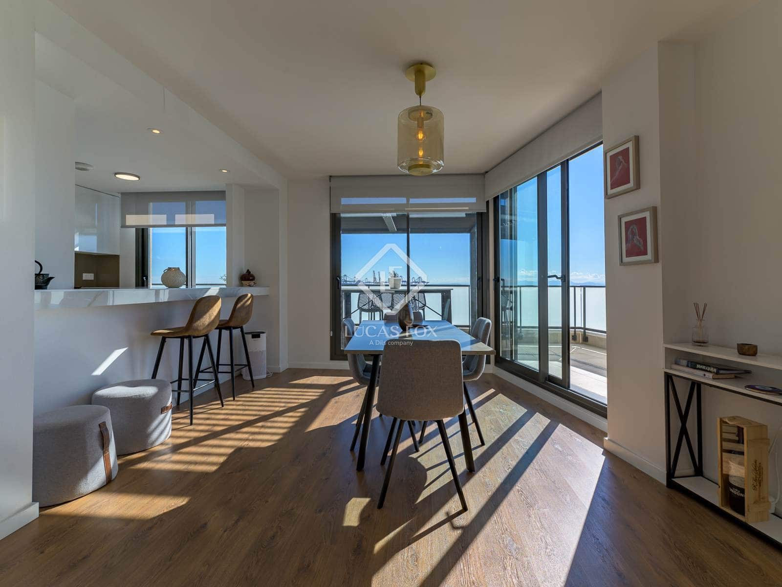 3 slaapkamer Penthouse te huur in Valencia stad met zwembad garage - € 3.500 (Ref: 9401733)