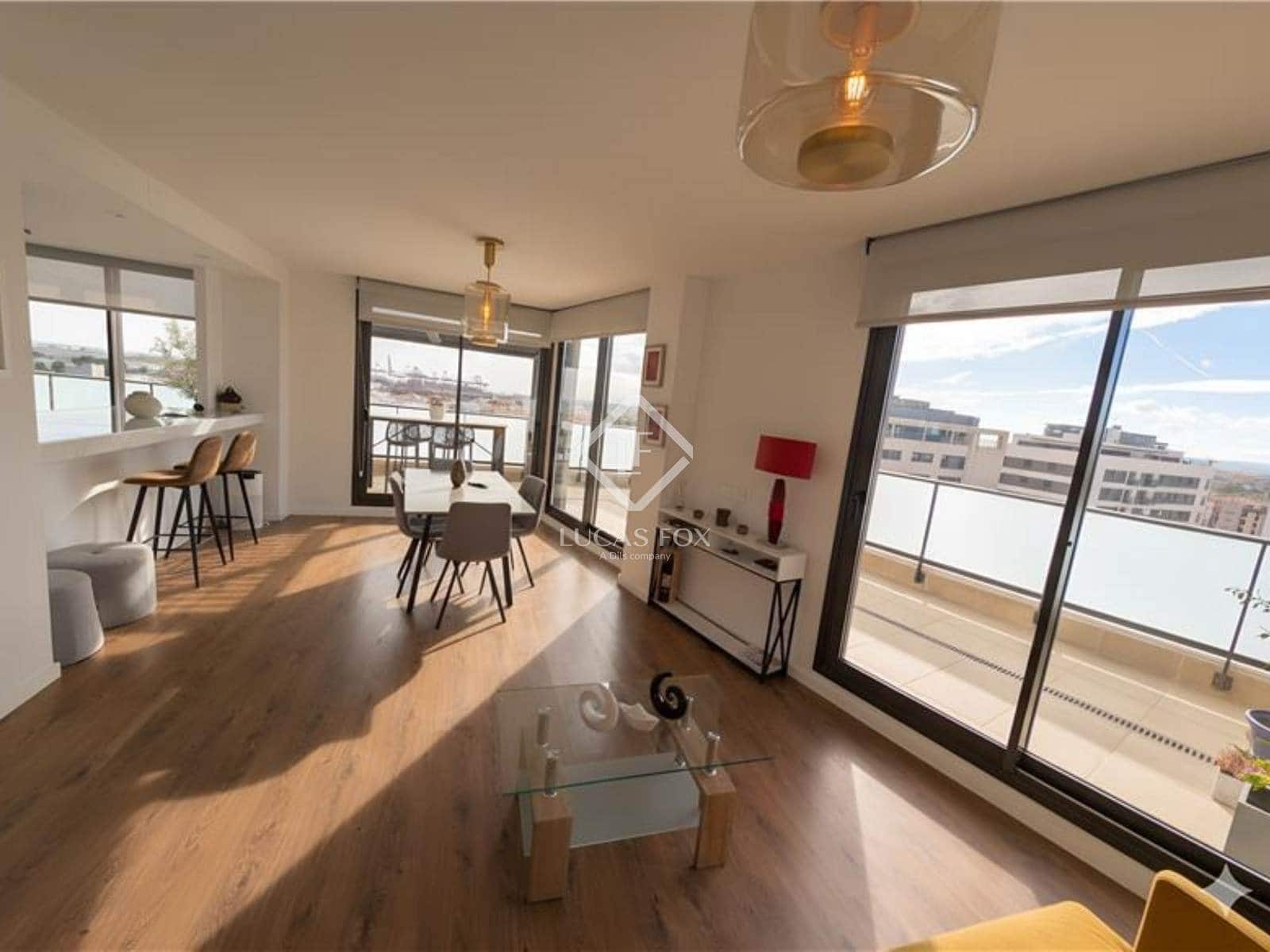 3 slaapkamer Penthouse te huur in Valencia stad met zwembad garage - € 3.500 (Ref: 9401733)