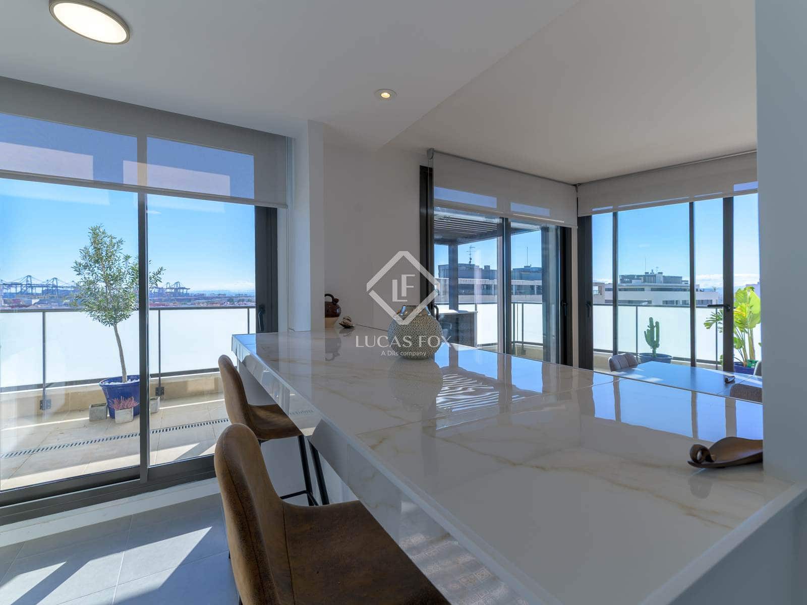 3 slaapkamer Penthouse te huur in Valencia stad met zwembad garage - € 3.500 (Ref: 9401733)