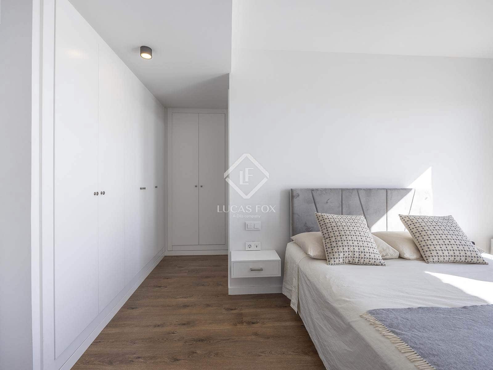 3 slaapkamer Penthouse te huur in Valencia stad met zwembad garage - € 3.500 (Ref: 9401733)