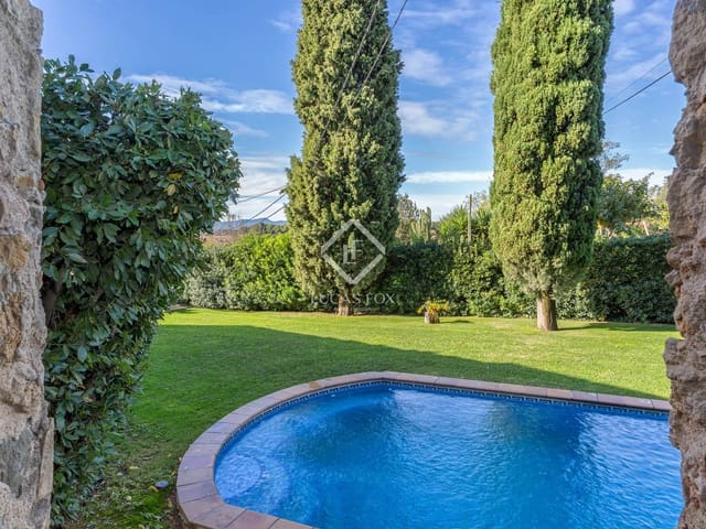 5 Zimmer Finca/Landgut zu verkaufen in Orriols, Bàscara mit Garage - 710.000 € (Ref: 9402439)