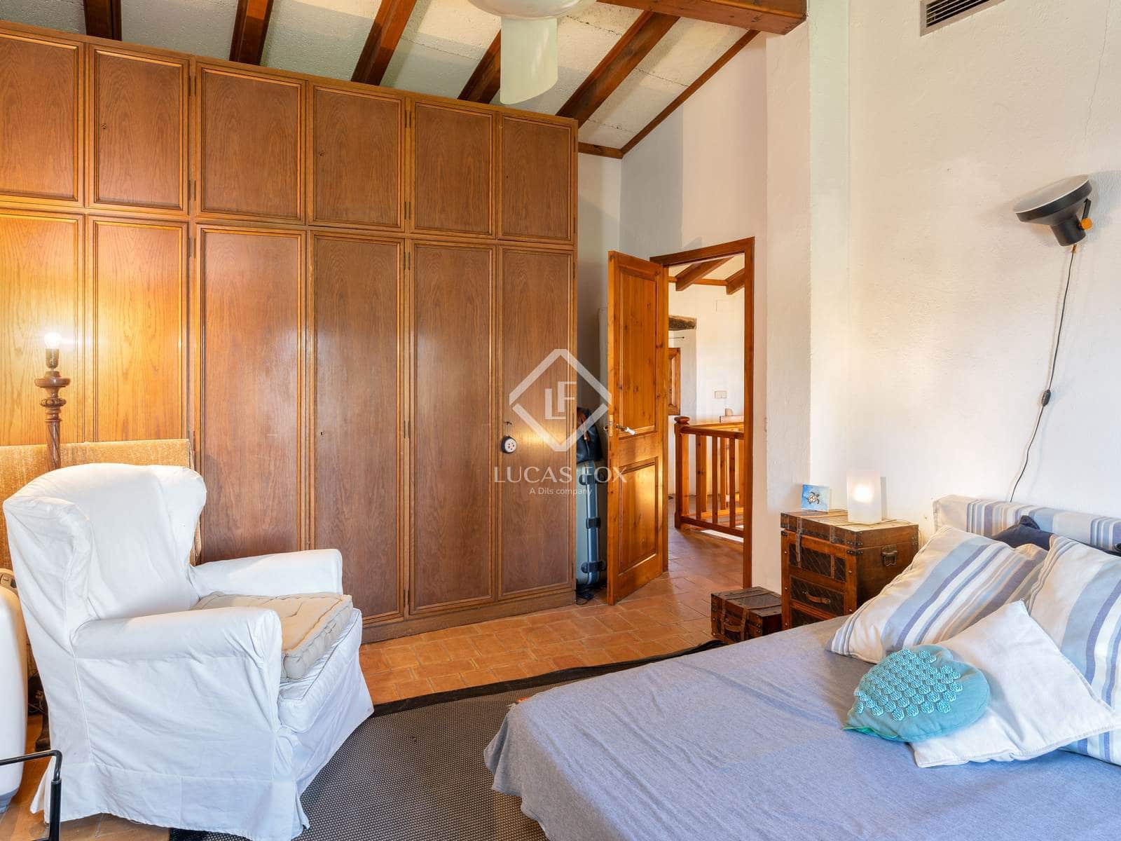 5 chambre Finca/Maison de Campagne à vendre à Orriols avec garage - 710 000 € (Ref: 9402439)