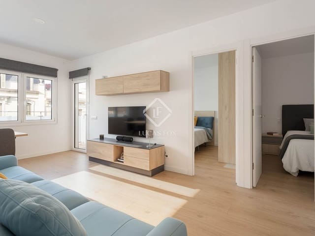 3 bedroom Apartment for sale in Barcelona city - € 590,000 (Ref: 9402552)
