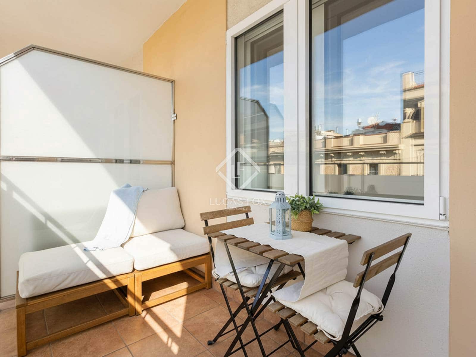 3 bedroom Apartment for sale in Barcelona city - € 590,000 (Ref: 9402552)
