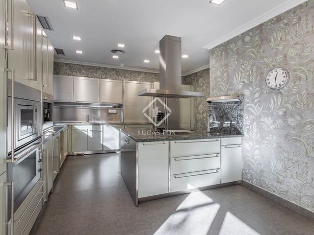 5 soveværelse Villa til salg i Madrid by med swimmingpool garage - € 6.700.000 (Ref: 9402553)