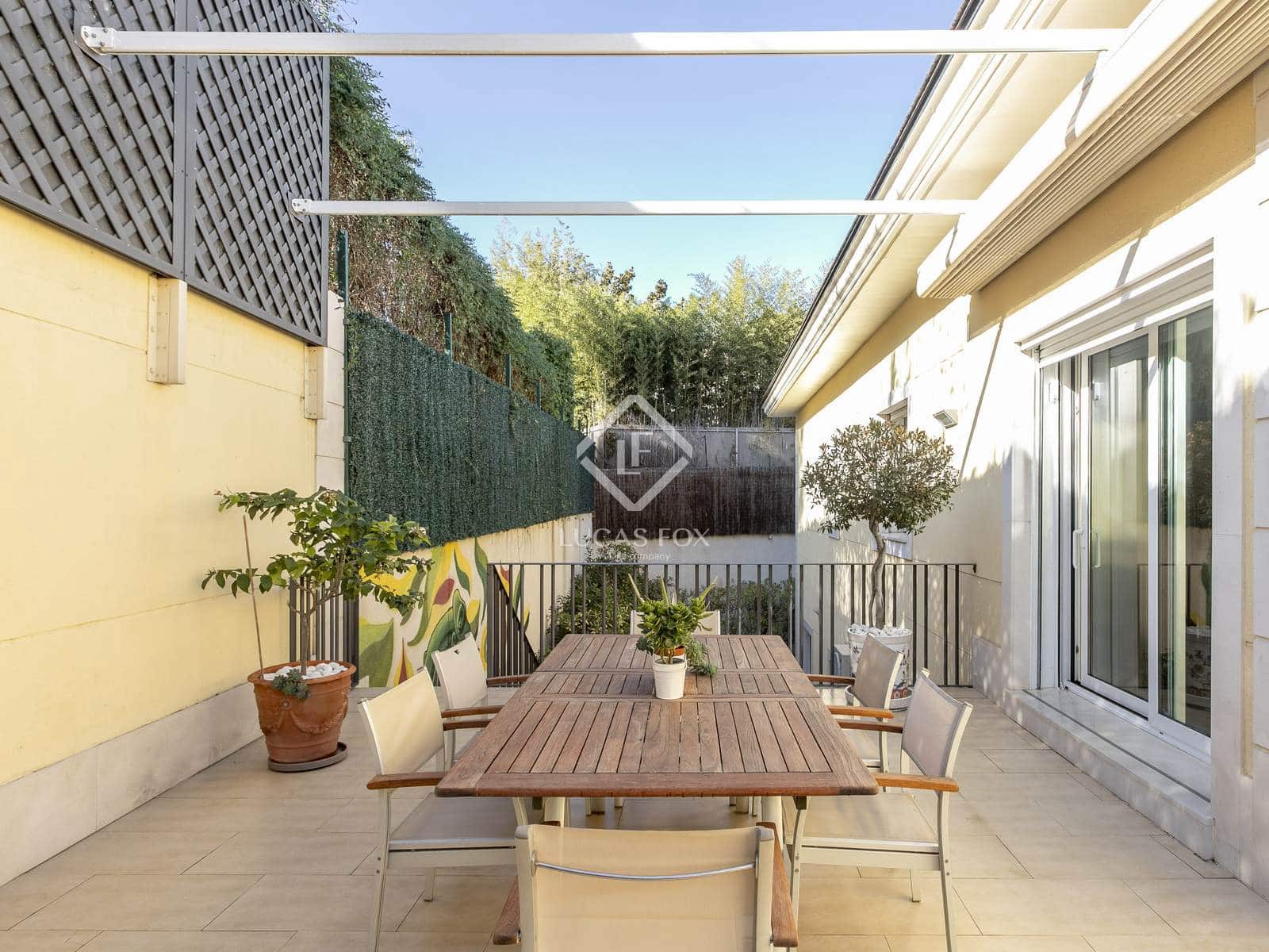 5 soverom Villa til salgs i Madrid by med svømmebasseng garasje - € 6 700 000 (Ref: 9402553)