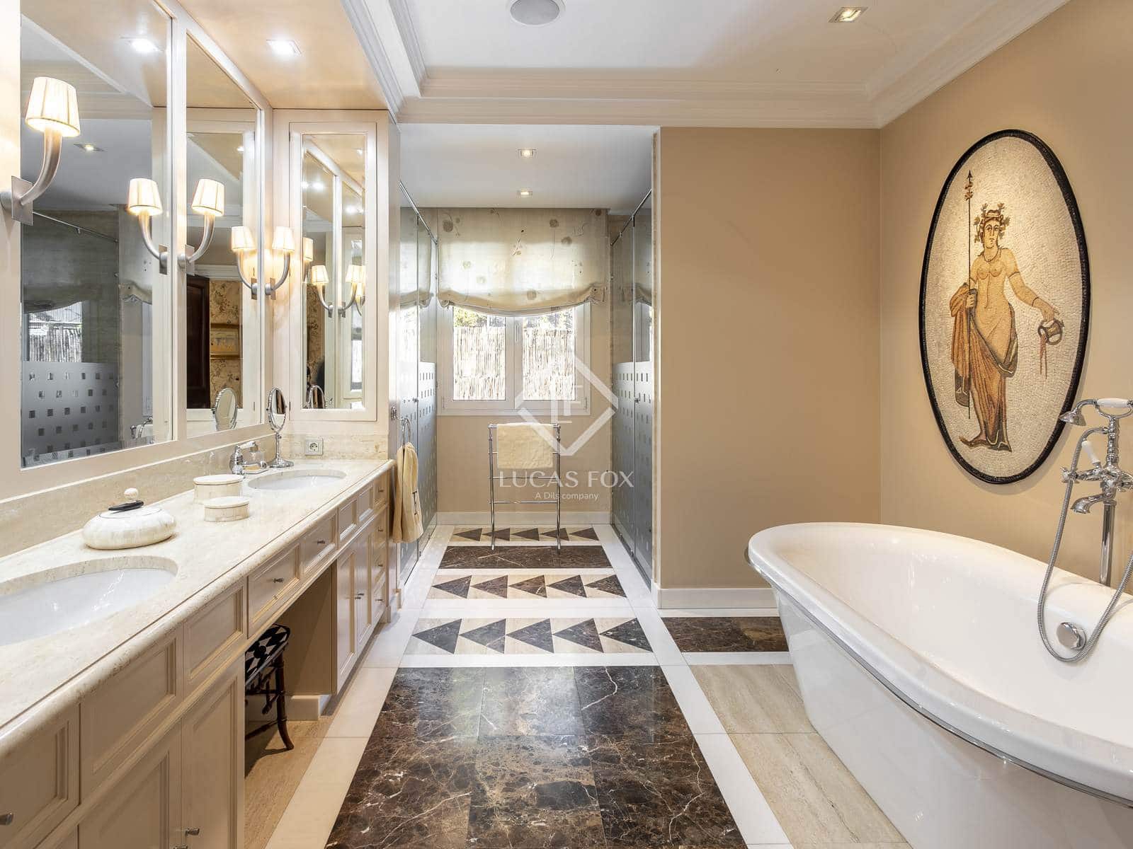 5 soverom Villa til salgs i Madrid by med svømmebasseng garasje - € 6 700 000 (Ref: 9402553)