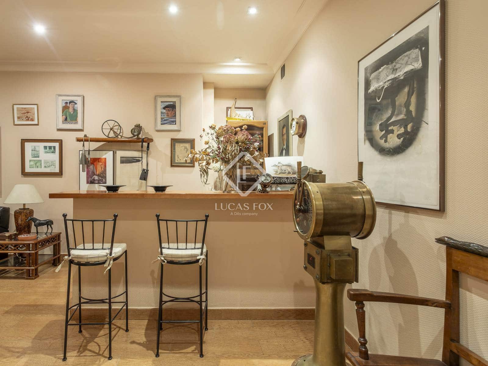 5 soverom Villa til salgs i Madrid by med svømmebasseng garasje - € 6 700 000 (Ref: 9402553)