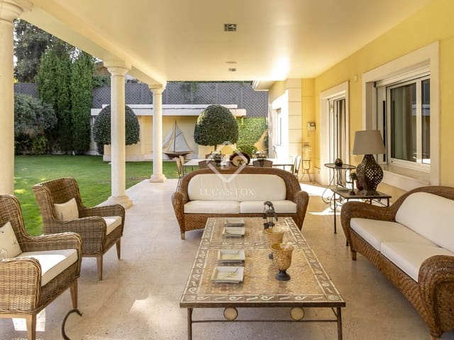 5 soveværelse Villa til salg i Madrid by med swimmingpool garage - € 6.700.000 (Ref: 9402553)