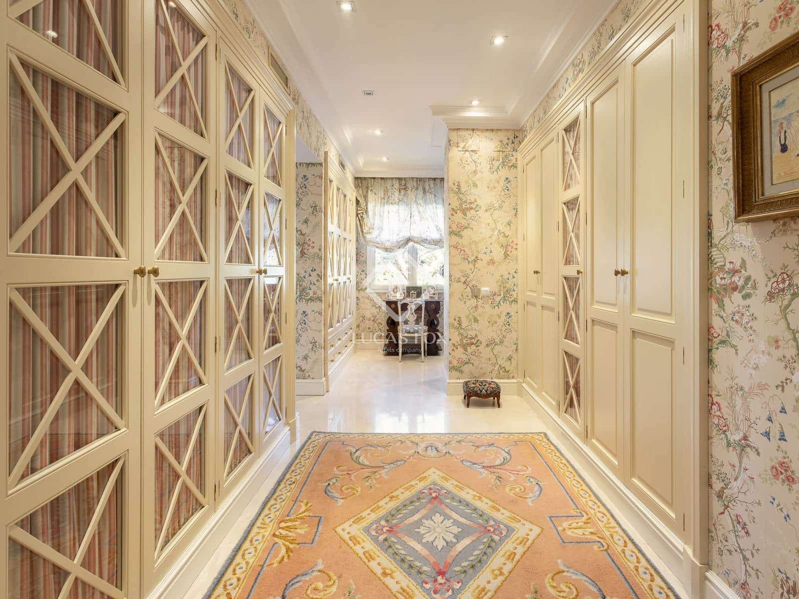 5 soverom Villa til salgs i Madrid by med svømmebasseng garasje - € 6 700 000 (Ref: 9402553)