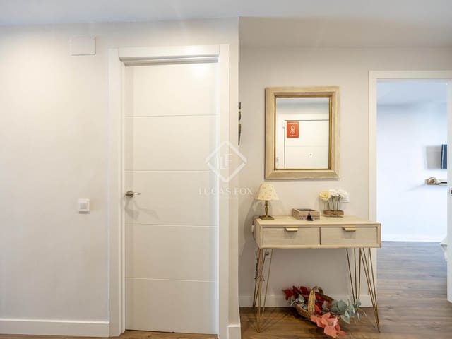 1 slaapkamer Appartement te koop in Valencia stad - € 330.000 (Ref: 9402554)