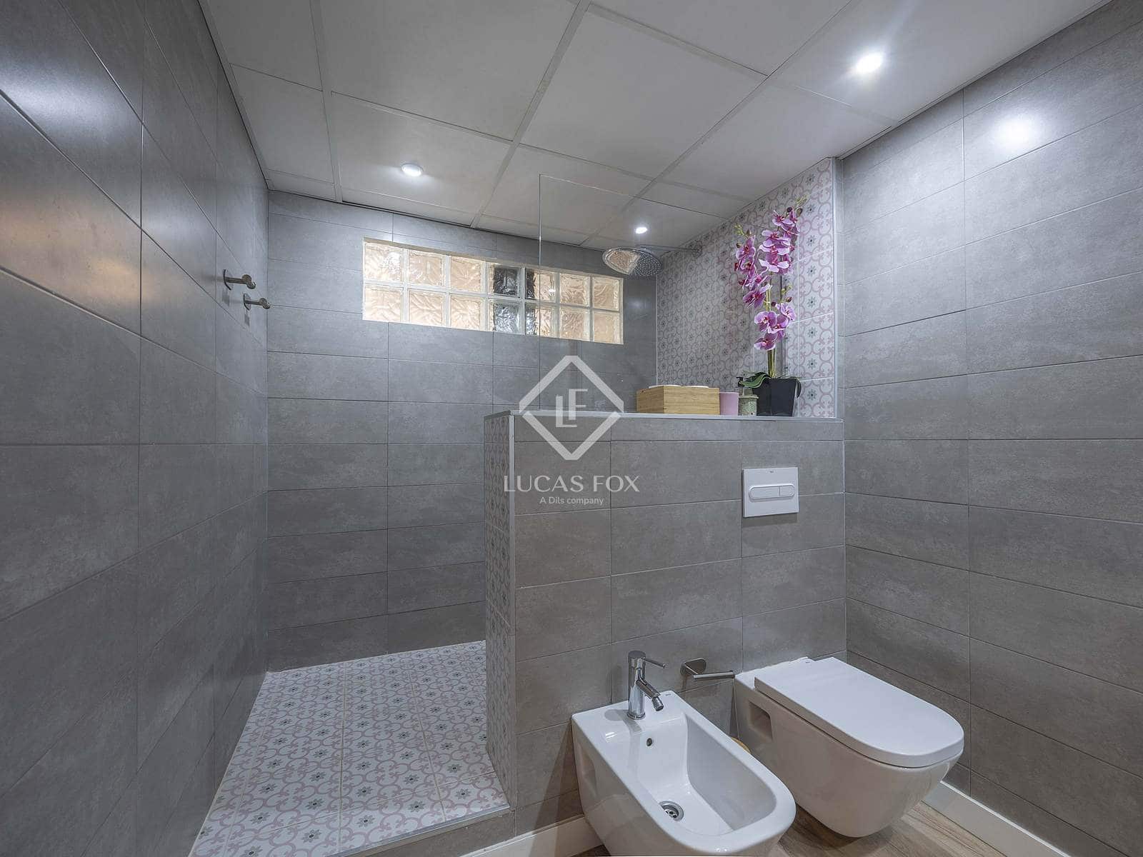 1 slaapkamer Appartement te koop in Valencia stad - € 330.000 (Ref: 9402554)