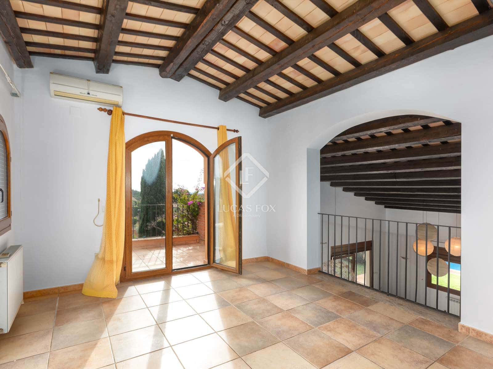 4 bedroom Villa for sale in Peralada with pool garage - € 795,000 (Ref: 9402727)