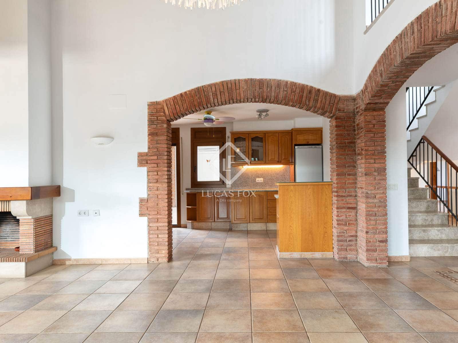 4 bedroom Villa for sale in Peralada with pool garage - € 795,000 (Ref: 9402727)