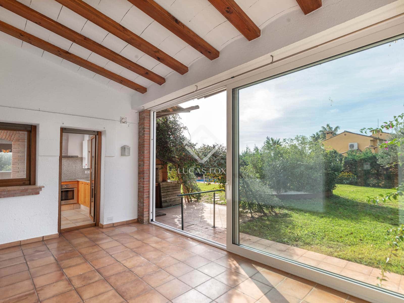 4 bedroom Villa for sale in Peralada with pool garage - € 795,000 (Ref: 9402727)