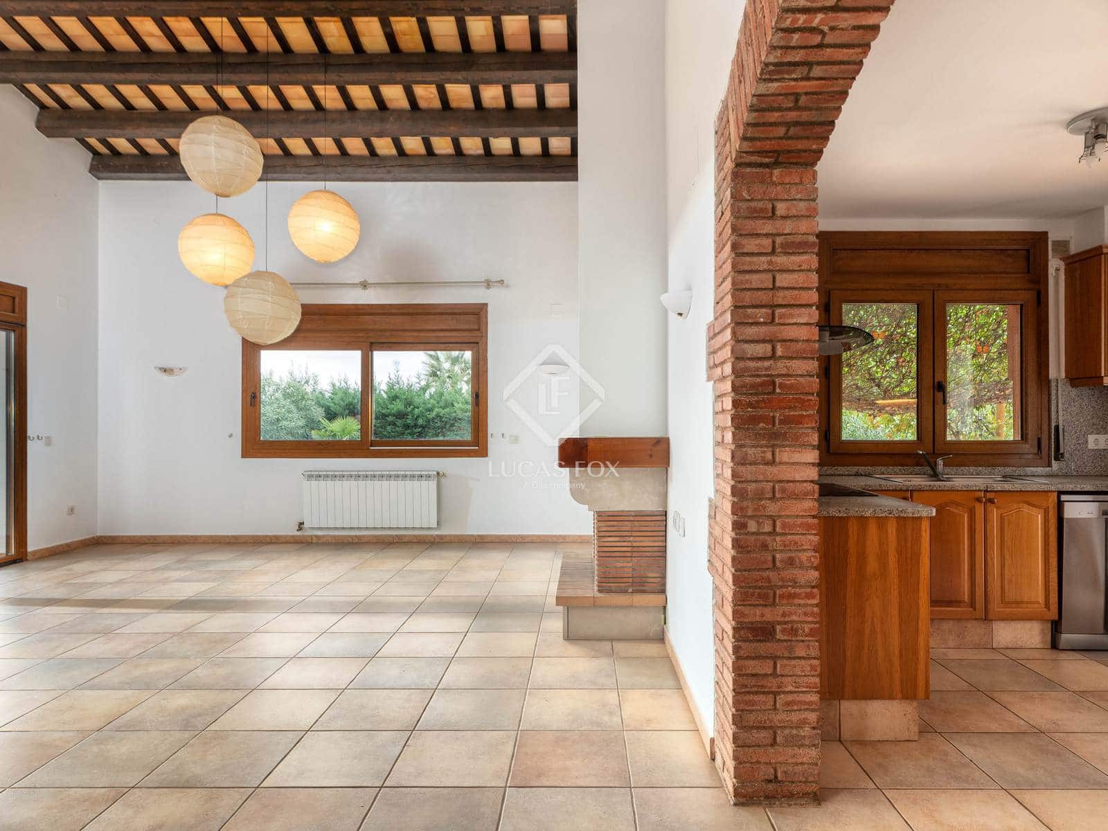 4 bedroom Villa for sale in Peralada with pool garage - € 795,000 (Ref: 9402727)