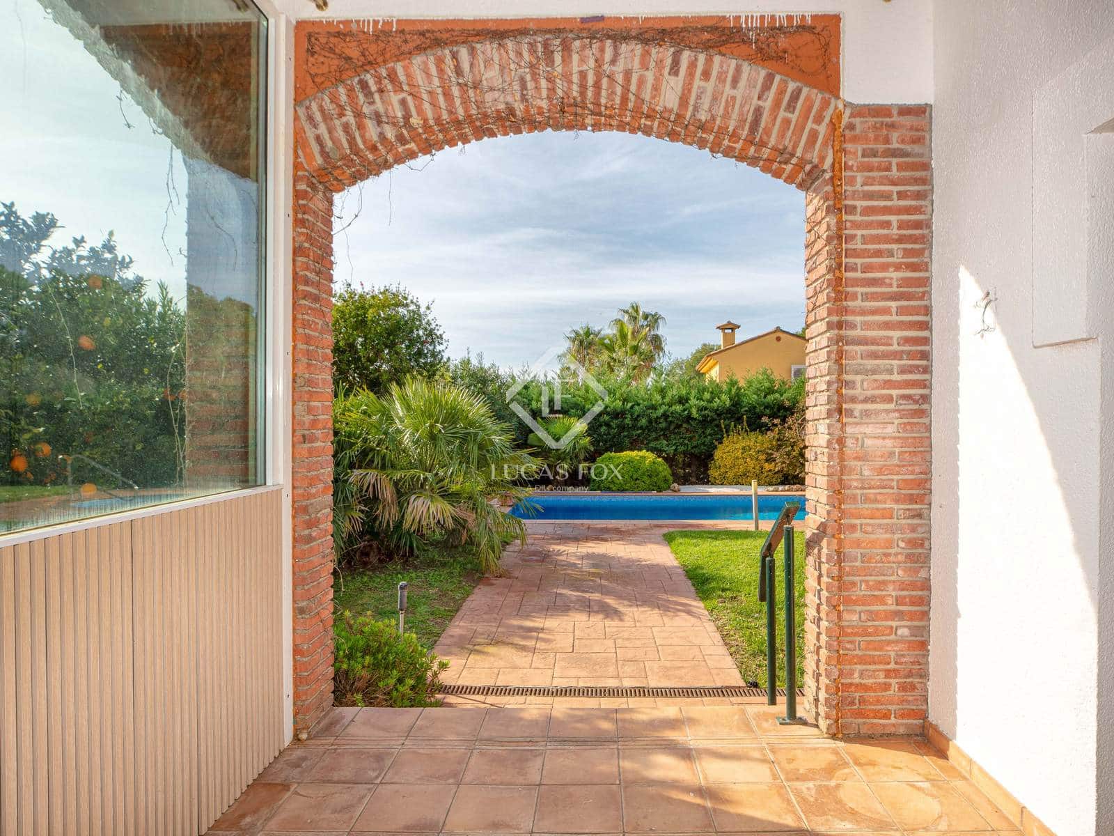 4 bedroom Villa for sale in Peralada with pool garage - € 795,000 (Ref: 9402727)
