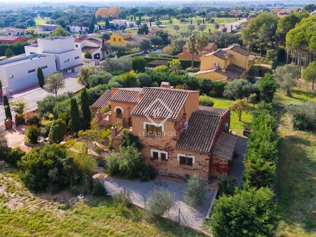 4 bedroom Villa for sale in Peralada with pool garage - € 795,000 (Ref: 9402727)