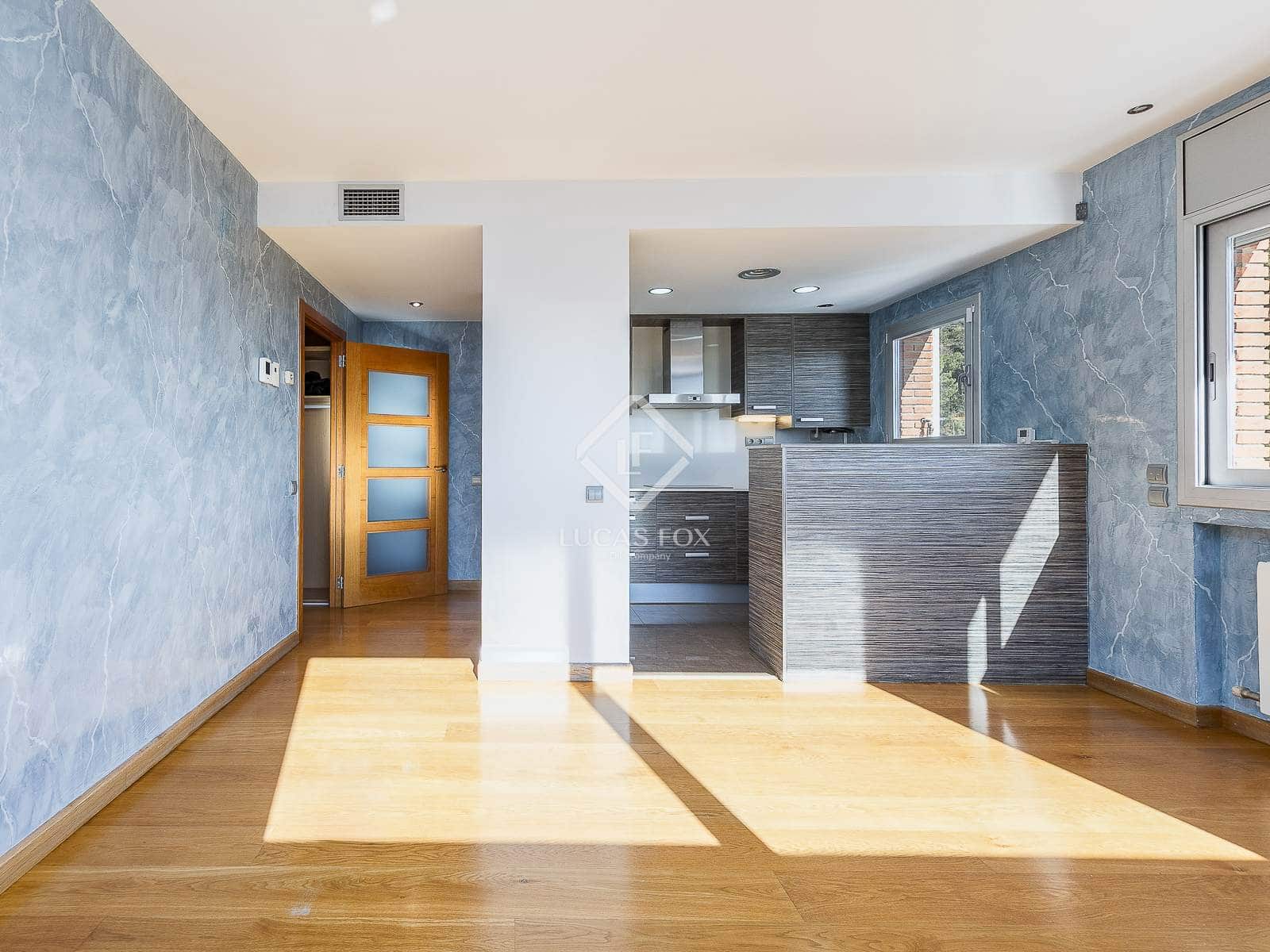 2 slaapkamer Appartement te koop in Barcelona stad met garage - € 650.000 (Ref: 9404442)
