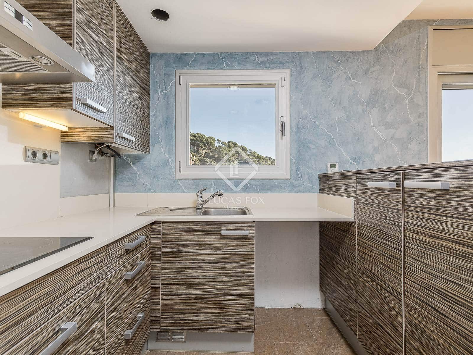 2 slaapkamer Appartement te koop in Barcelona stad met garage - € 650.000 (Ref: 9404442)