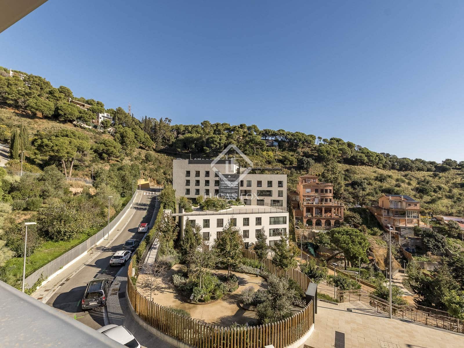 2 slaapkamer Appartement te koop in Barcelona stad met garage - € 650.000 (Ref: 9404442)