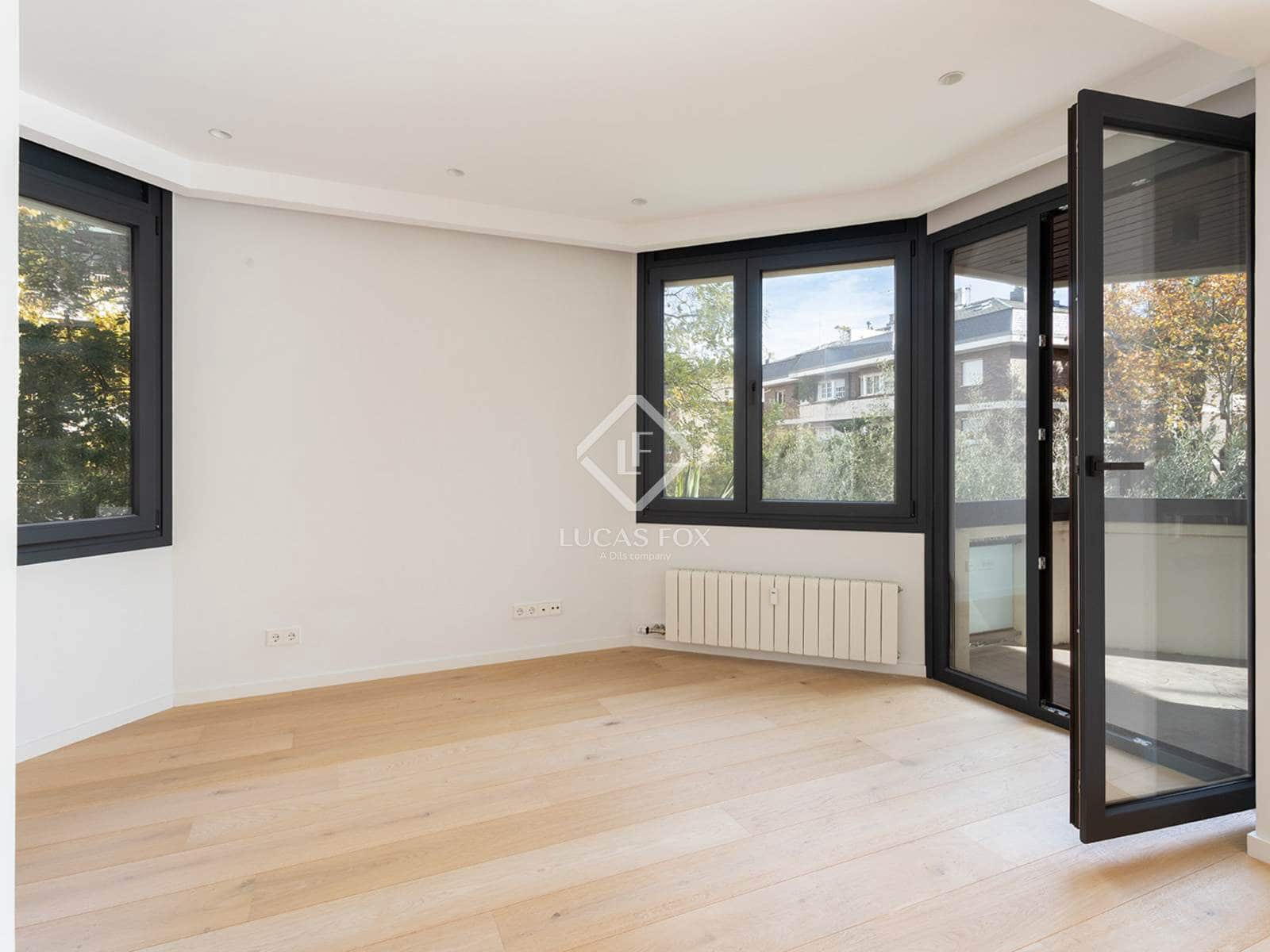 5 bedroom Apartment for sale in Barcelona city with garage - € 2,400,000 (Ref: 9404443)