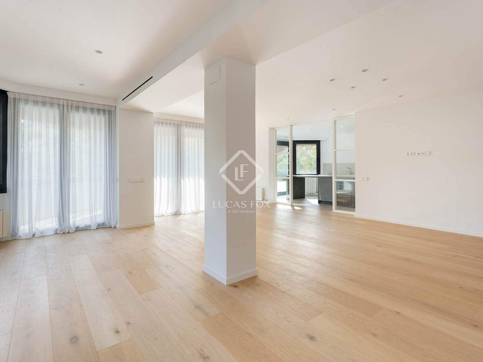 5 bedroom Apartment for sale in Barcelona city with garage - € 2,400,000 (Ref: 9404443)
