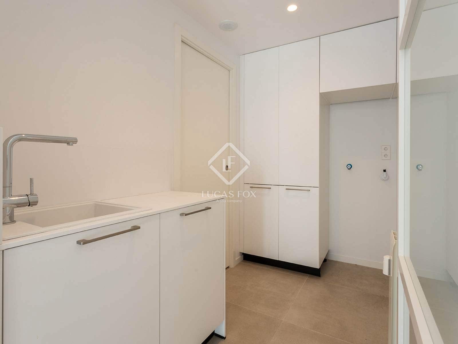 5 bedroom Apartment for sale in Barcelona city with garage - € 2,400,000 (Ref: 9404443)