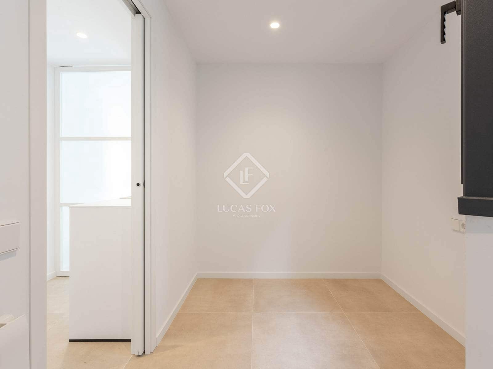 5 bedroom Apartment for sale in Barcelona city with garage - € 2,400,000 (Ref: 9404443)