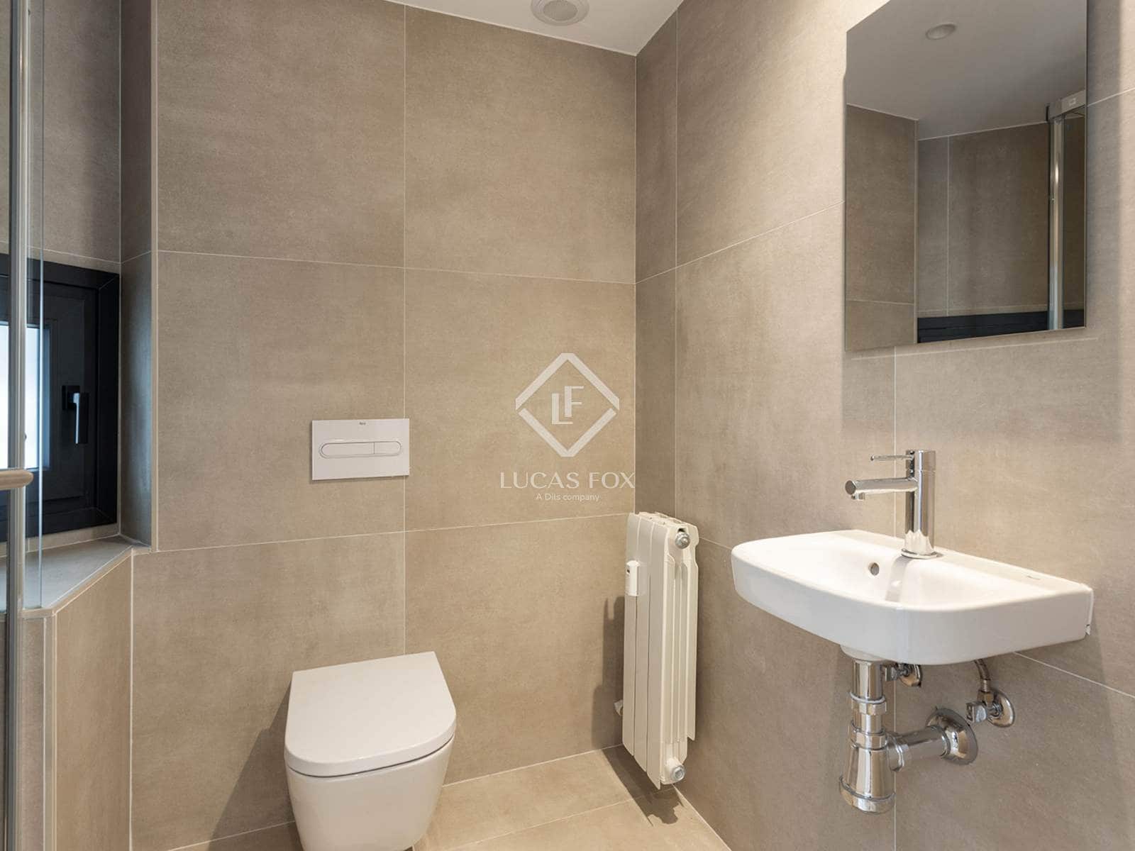 5 bedroom Apartment for sale in Barcelona city with garage - € 2,400,000 (Ref: 9404443)