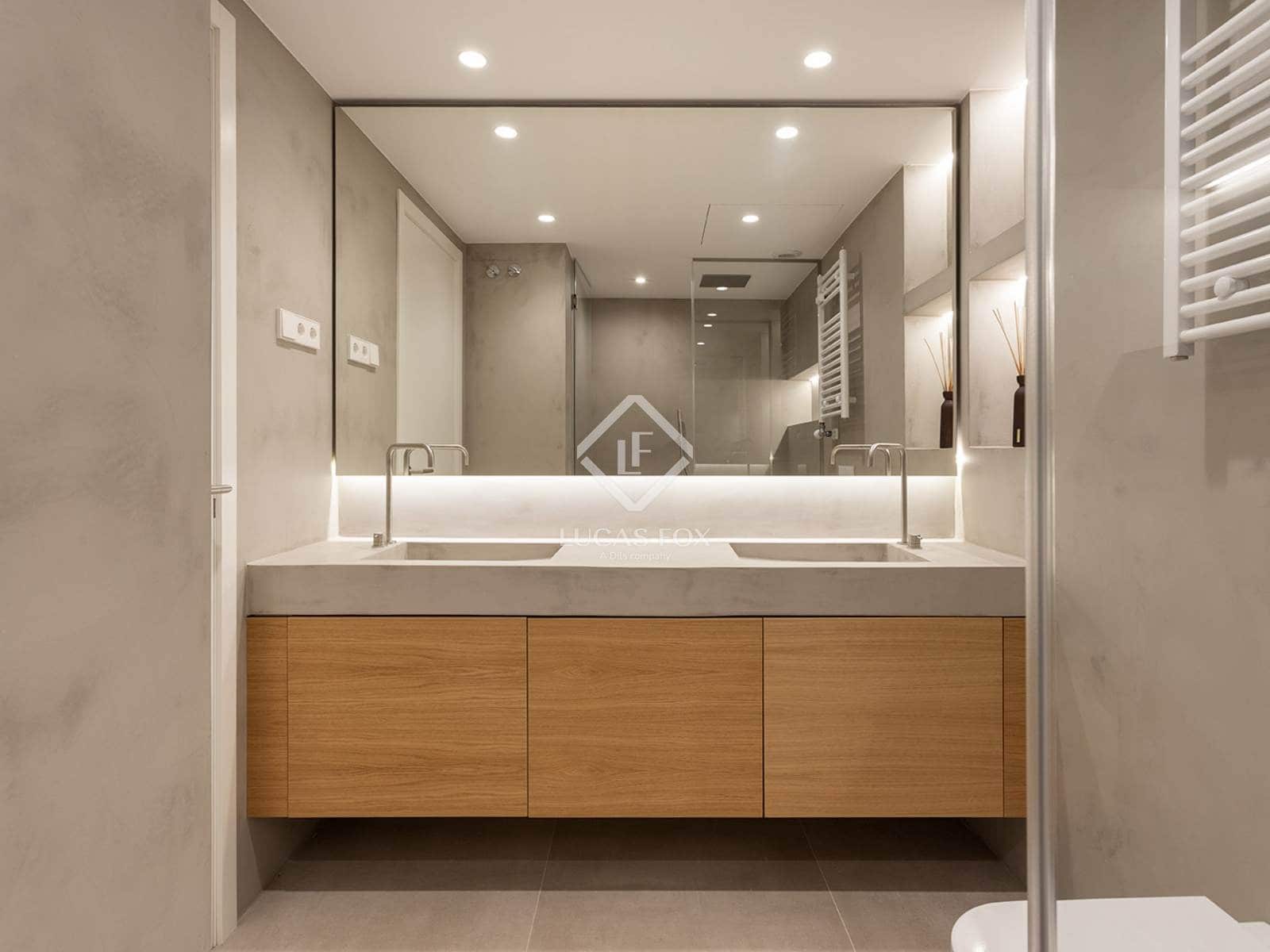 5 bedroom Apartment for sale in Barcelona city with garage - € 2,400,000 (Ref: 9404443)