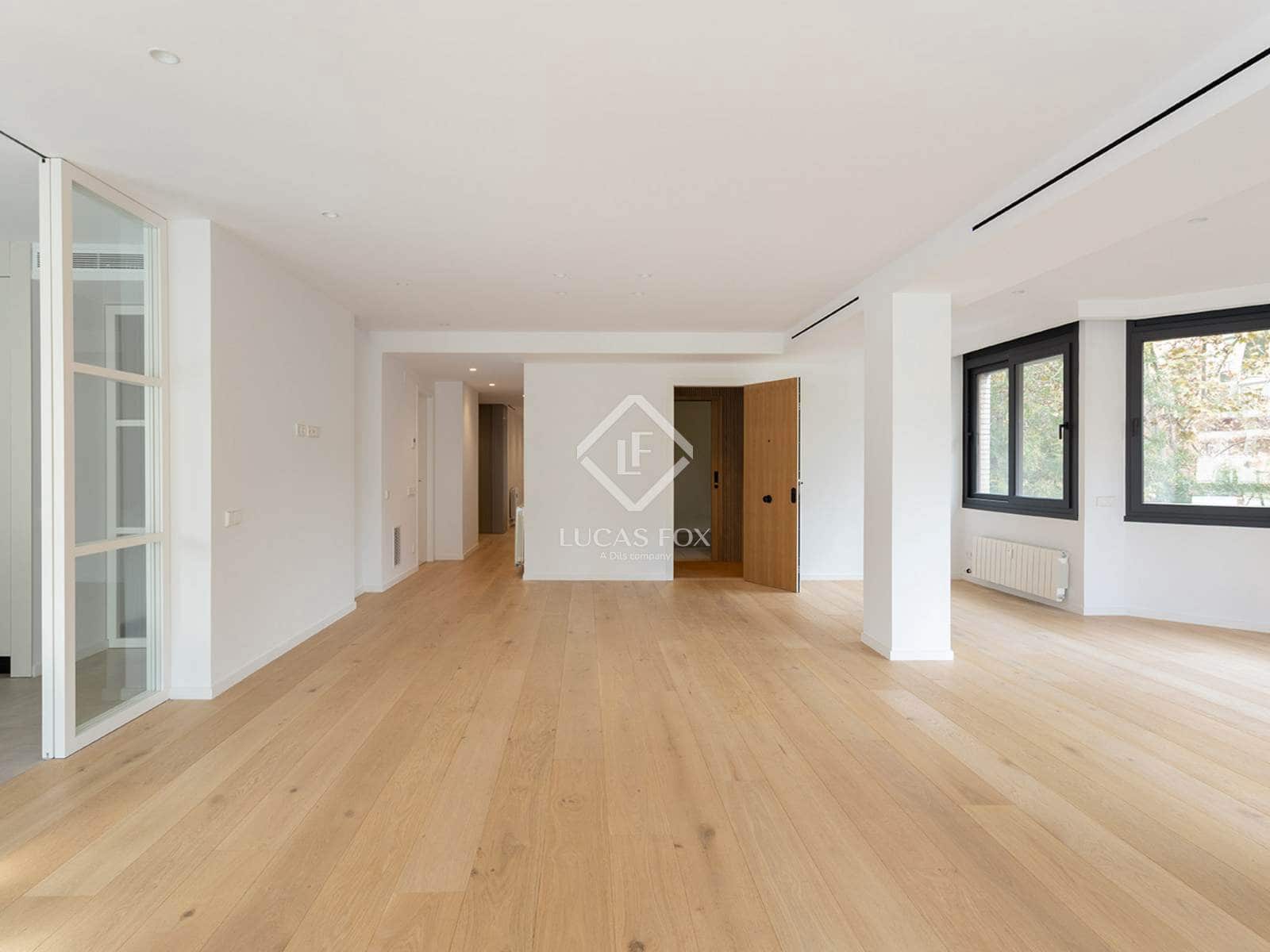 5 bedroom Apartment for sale in Barcelona city with garage - € 2,400,000 (Ref: 9404443)
