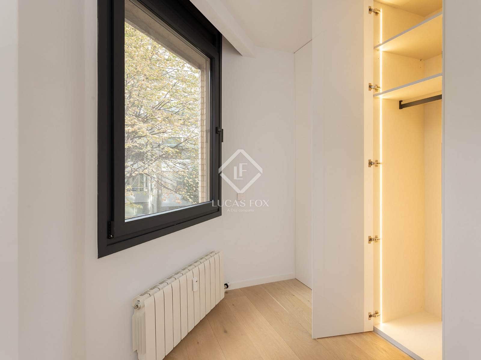 5 bedroom Apartment for sale in Barcelona city with garage - € 2,400,000 (Ref: 9404443)