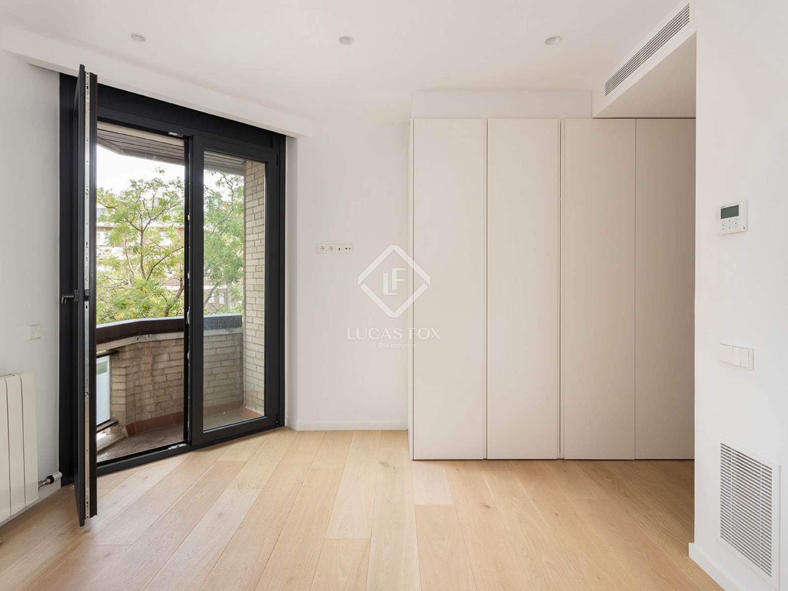 5 bedroom Apartment for sale in Barcelona city with garage - € 2,400,000 (Ref: 9404443)