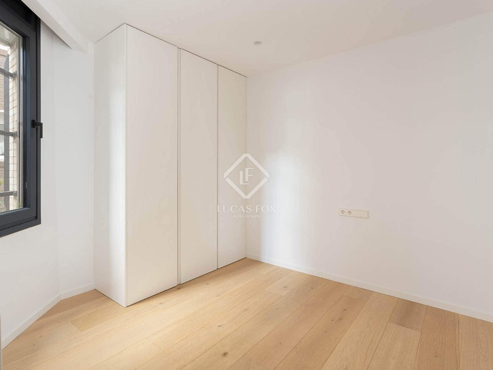 5 bedroom Apartment for sale in Barcelona city with garage - € 2,400,000 (Ref: 9404443)