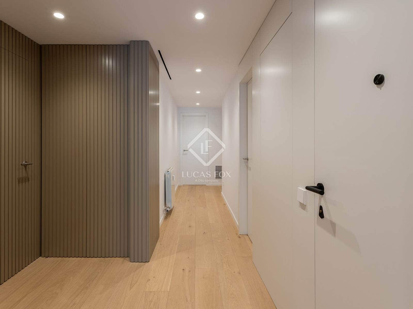 5 bedroom Apartment for sale in Barcelona city with garage - € 2,400,000 (Ref: 9404443)