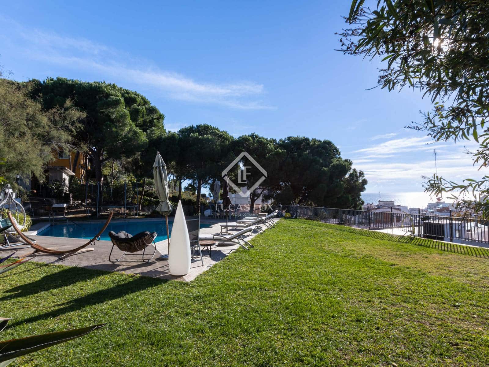 5 bedroom Villa for sale in Sant Pol de Mar with pool garage - € 895,000 (Ref: 9404444)